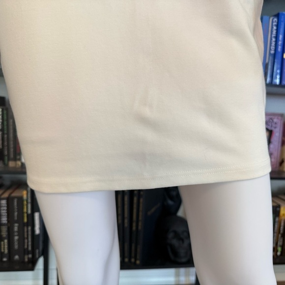 LuLu’s Elegant Cream Lace Dress - Picture 4 of 5